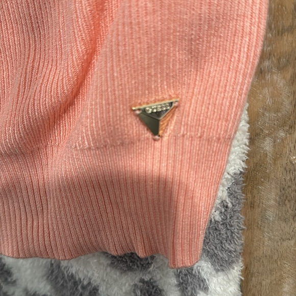 Guess Short Sleeve Sweater - Picture 2 of 6